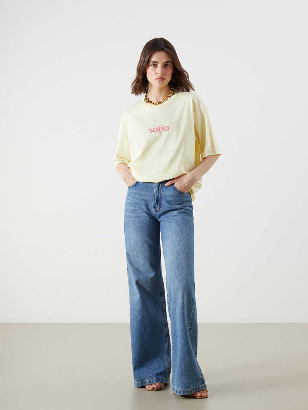 LCW Vision Crew Neck Printed Oversize Women's T-Shirt -S5R048Z8-FEZ