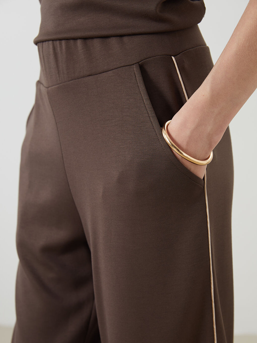 Elasticated Waist Flared Women's Sweatpants -S5R056Z8-ZYF