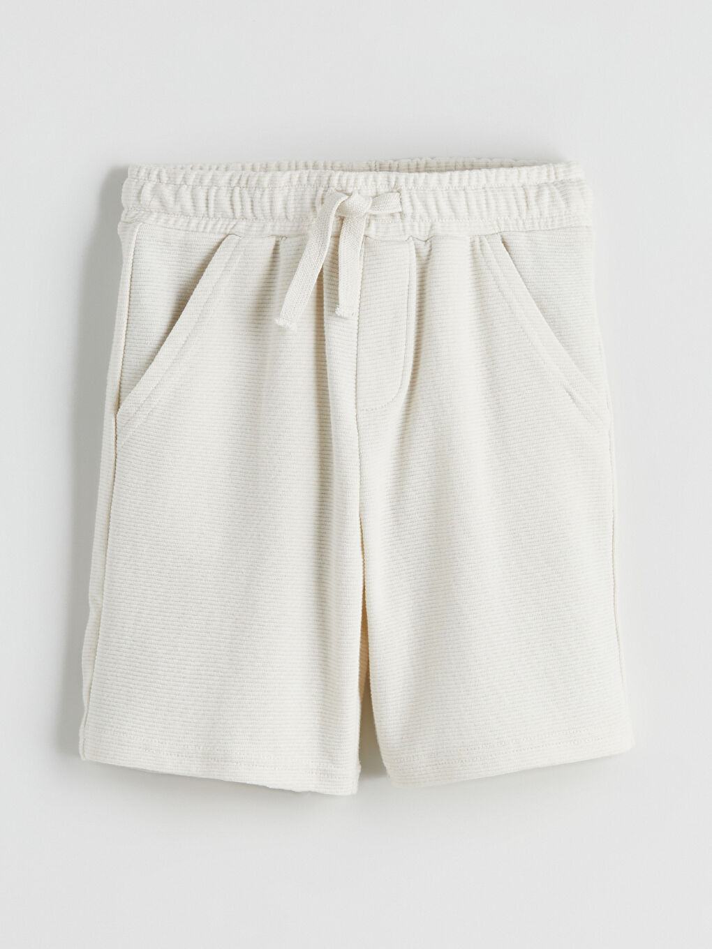 LCW Kids Elasticated Waist Textured Boys' Shorts -S5R076Z4-FWM