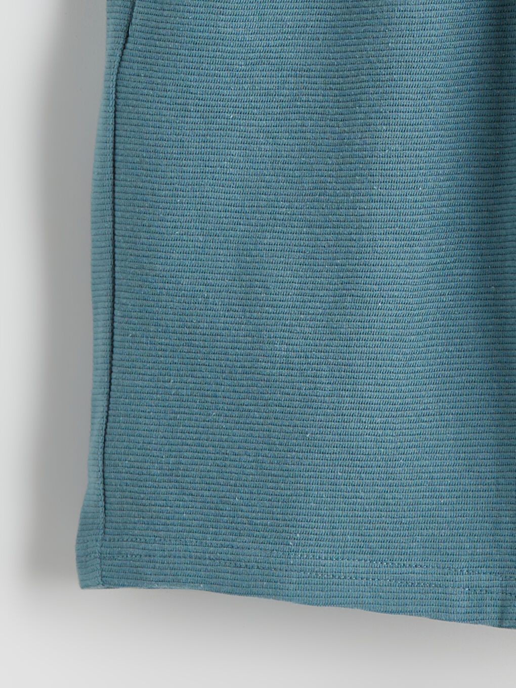 Elasticated Waist Textured Boys' Shorts-1