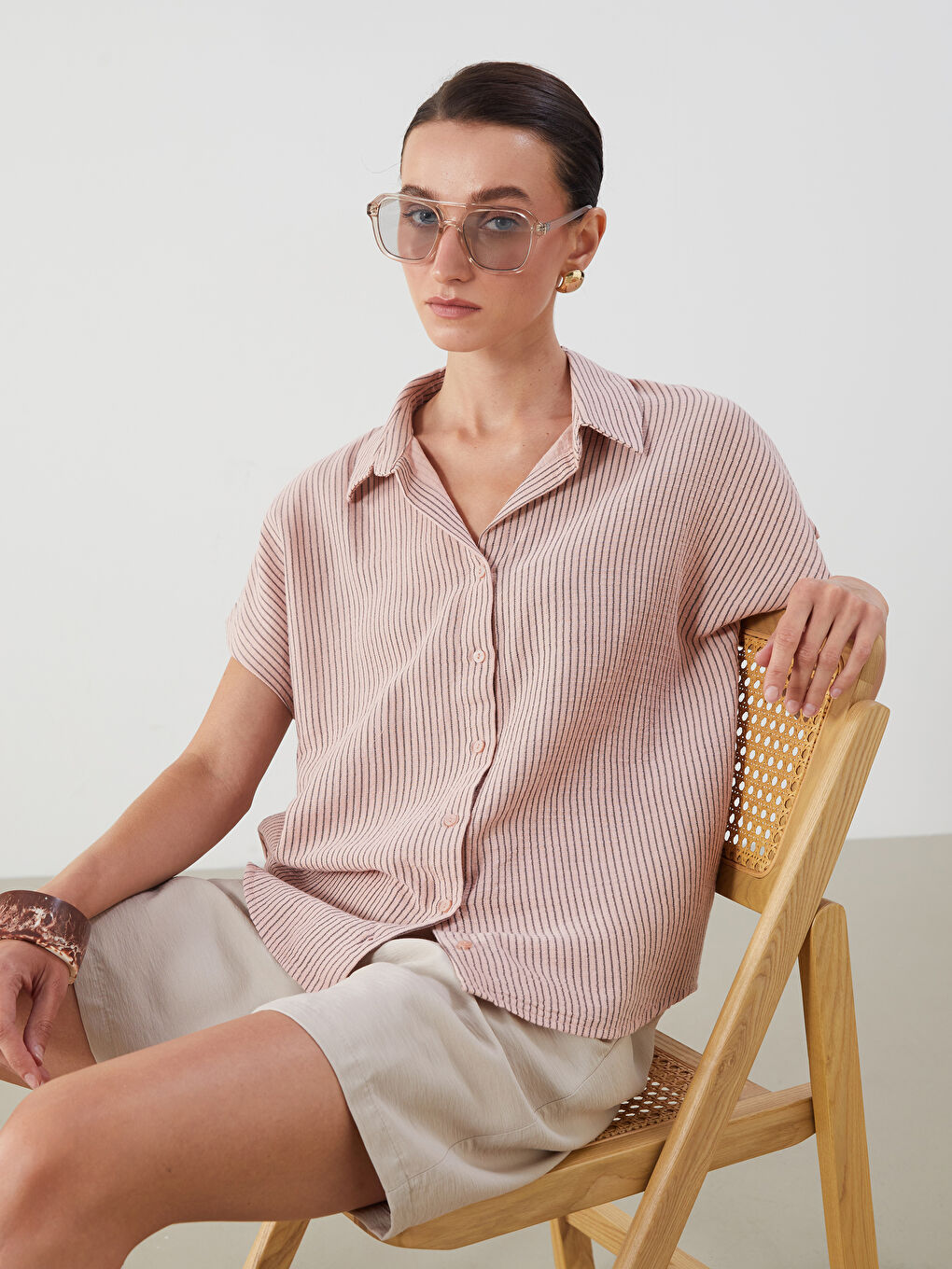 Pembe Çizgili Müslin Kadın Gömlek