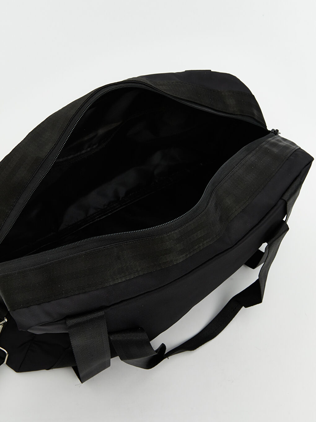 Siyah Etiket Detaylı Kadın Spor Çantası-2