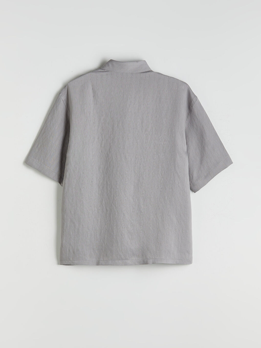 Gri Rahat Kalıp Kısa Kollu Armürlü Erkek Gömlek-5