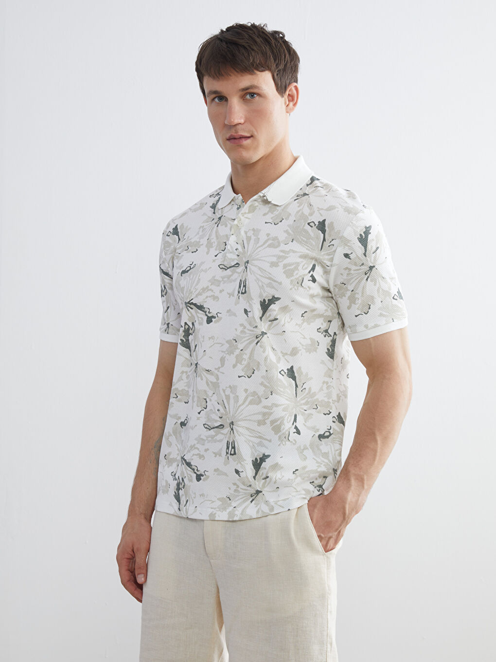 Gri Polo Yaka Desenli Erkek Tişört