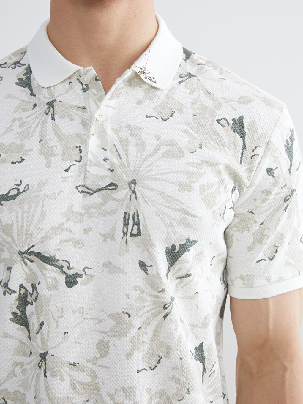 Gri Polo Yaka Desenli Erkek Tişört-2