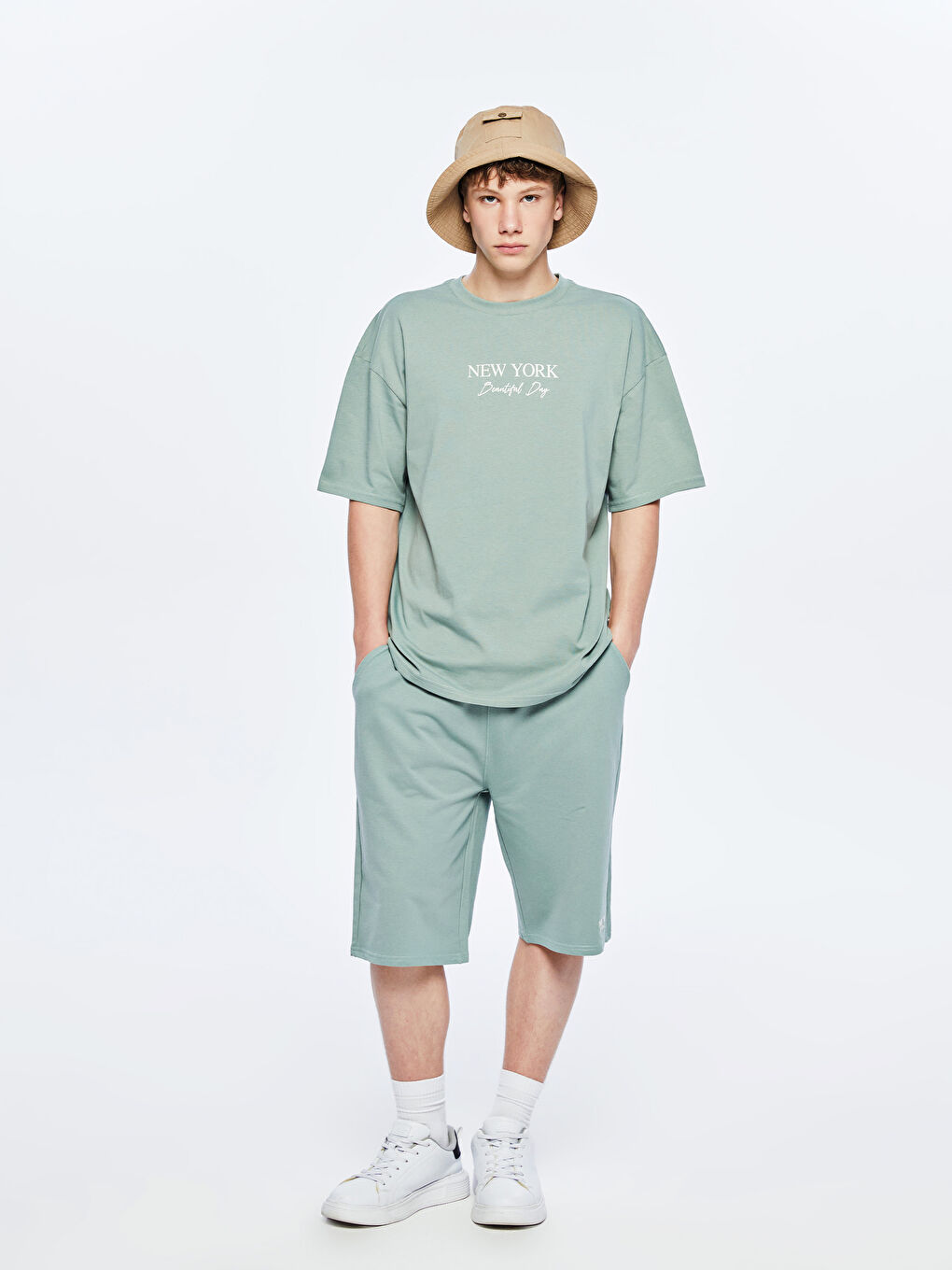 LCW Teen Teenage Boy GREEN T-Shirt -S5R121Z4-GPP