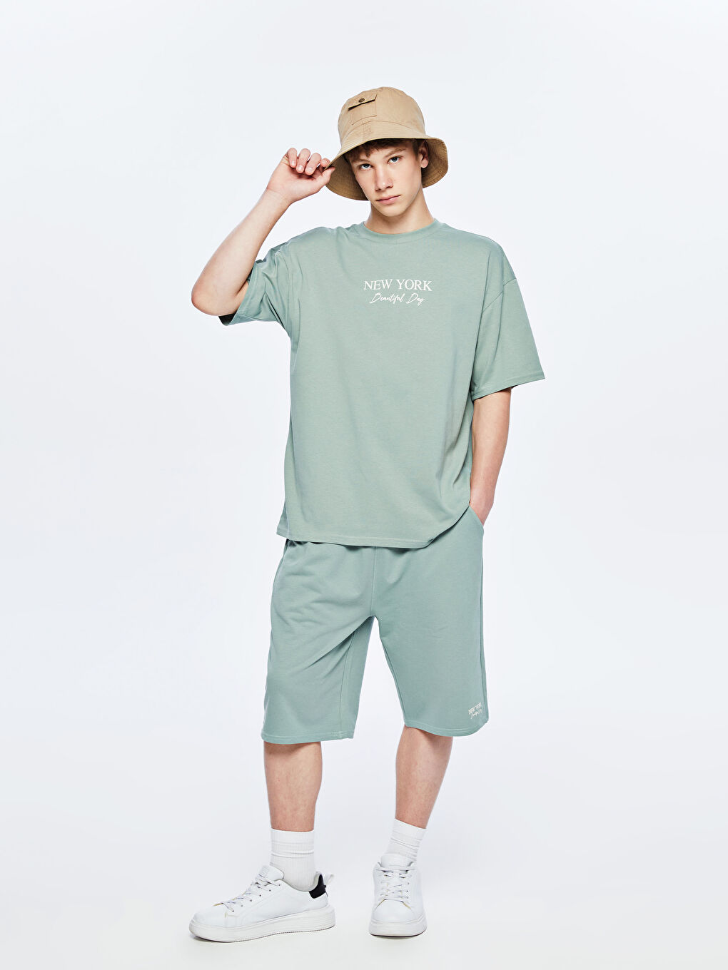 LCW Teen Teenage Boy GREEN Shorts -S5R122Z4-GPP