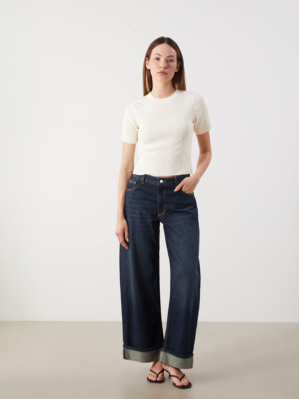 Crew Neck Textured Women's Knitwear Sweater -S5R124Z8-FEW
