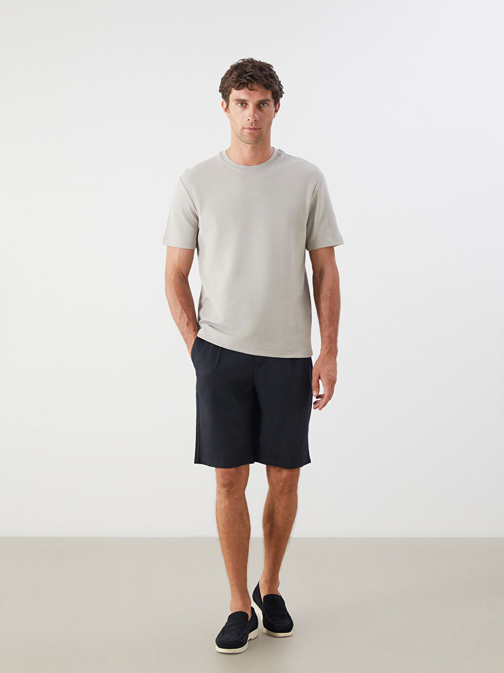 Gri Bisiklet Yaka Erkek Tişört-1