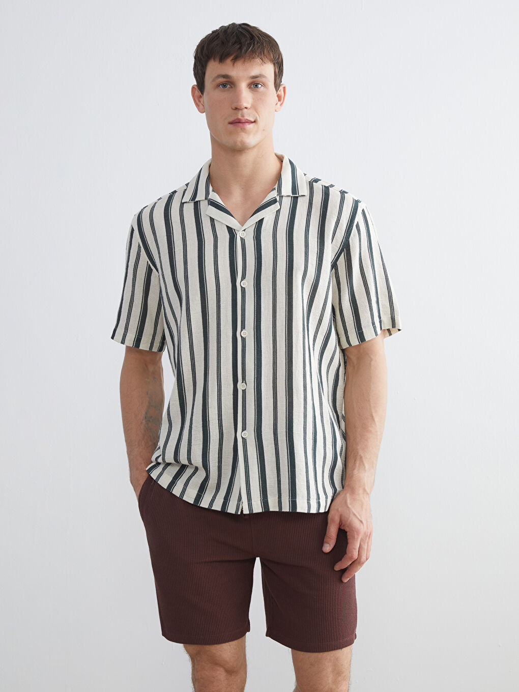 Petrol Regular Fit Kısa Kollu Çizgili Erkek Gömlek
