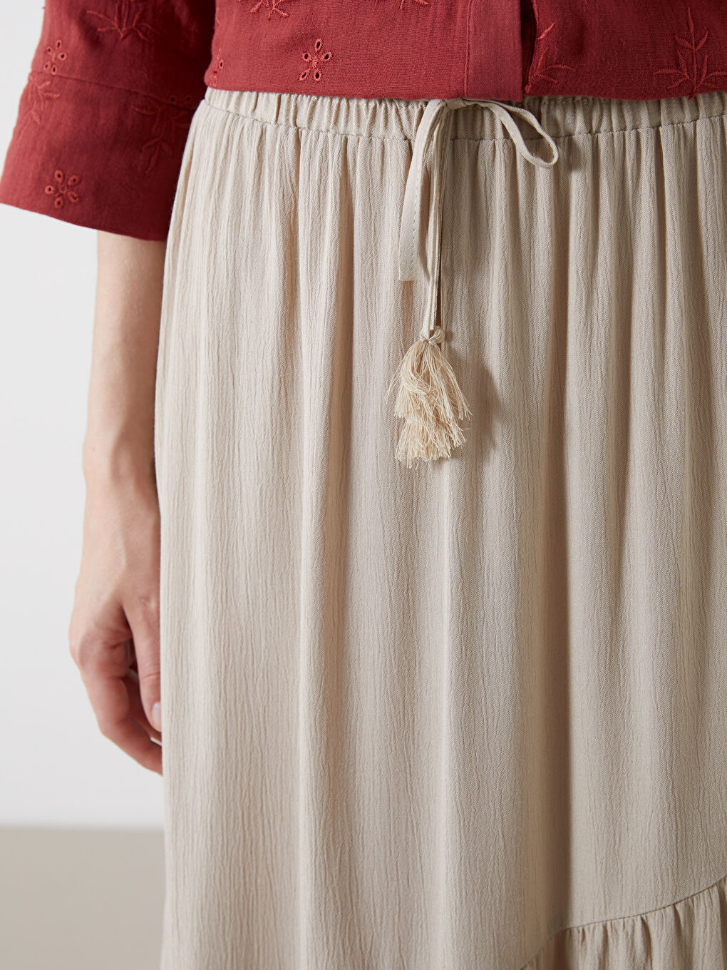 Elasticated Waist Pleated Skirt -S5R223Z8-CR8