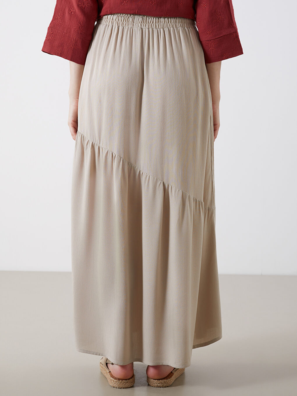 Elasticated Waist Pleated Skirt -S5R223Z8-CR8