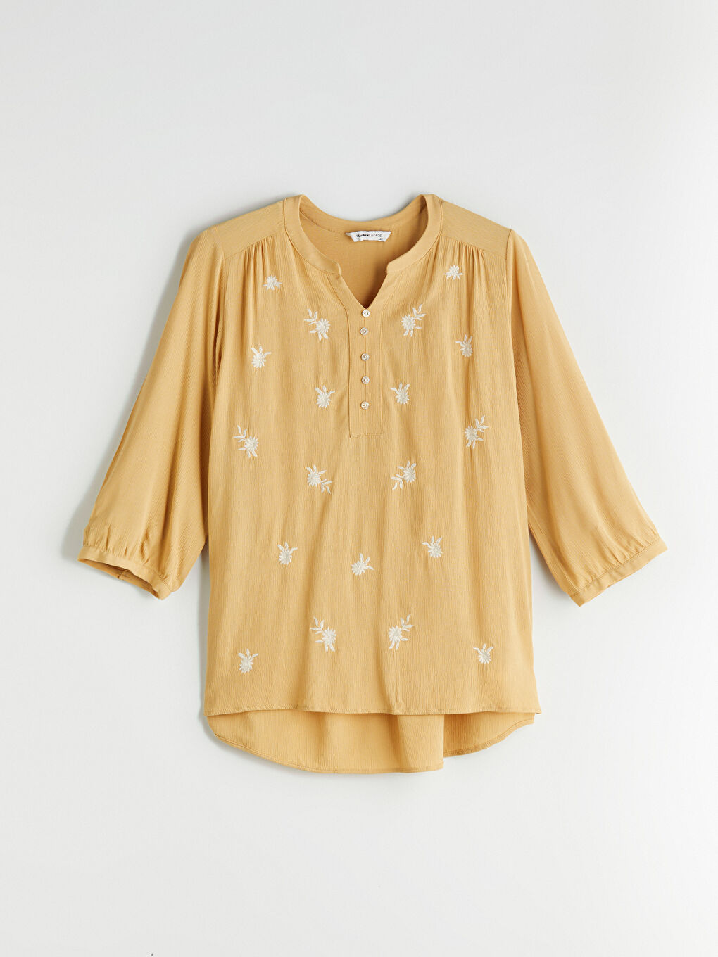 Sarı Kaçık Yaka Çiçek Nakışlı Bluz-4