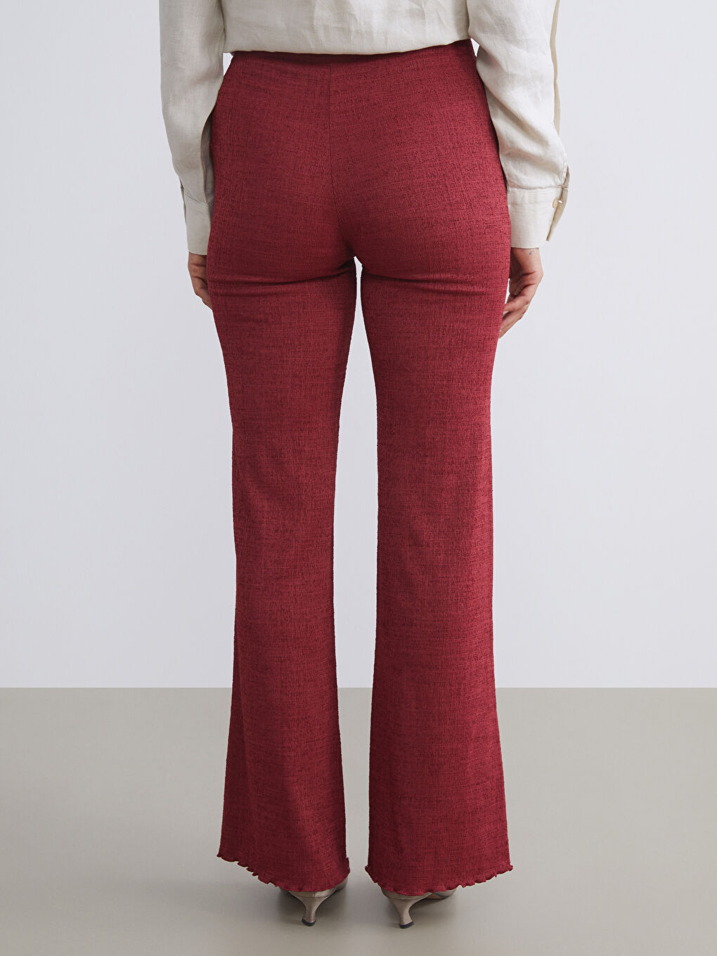 Bordo Beli Lastikli Dokulu Kadın Pantolon-3