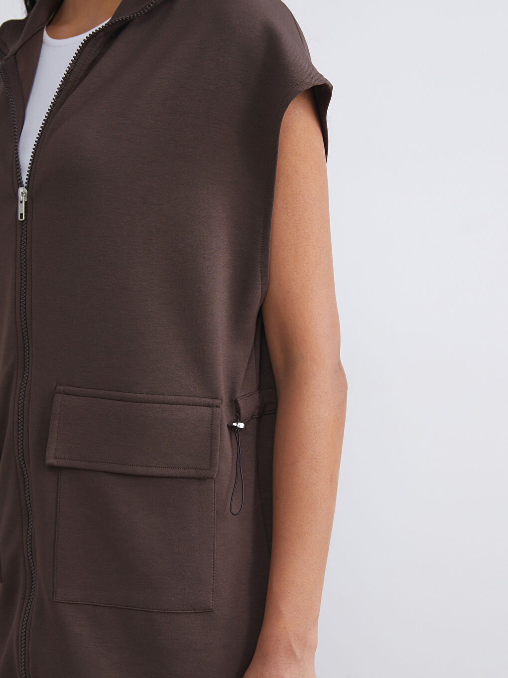 Kahverengi Dik Yaka Oversize Kadın Yelek-2