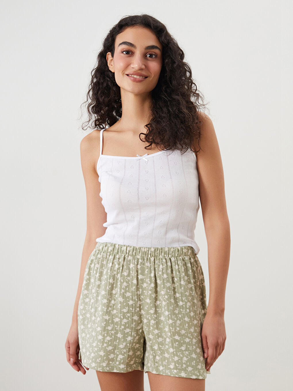 Mavi U Yaka Ajurlu Askılı Kadın Atlet