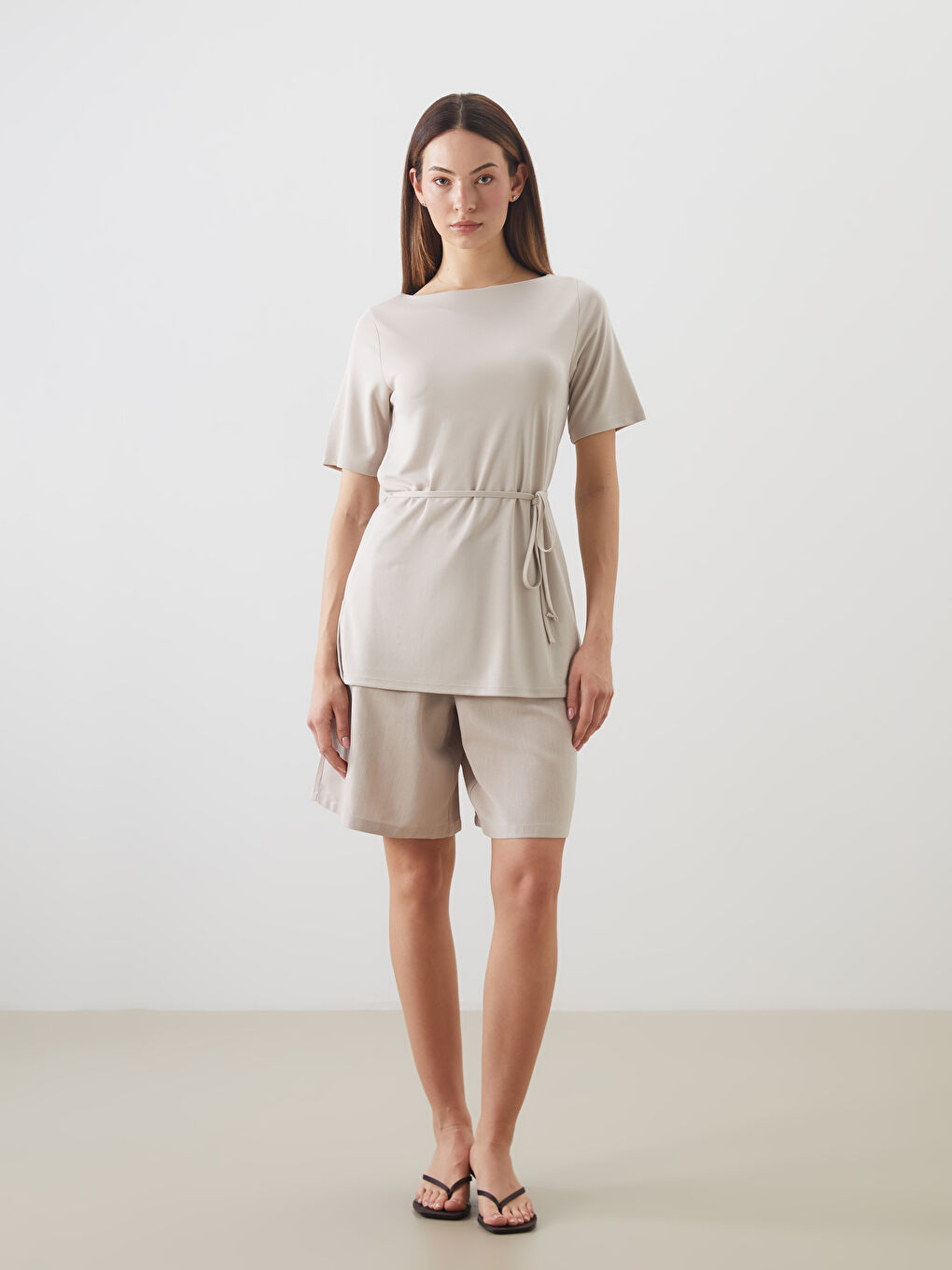 Gri Kayık Yaka Modal Karışımlı Kadın Tişört-1