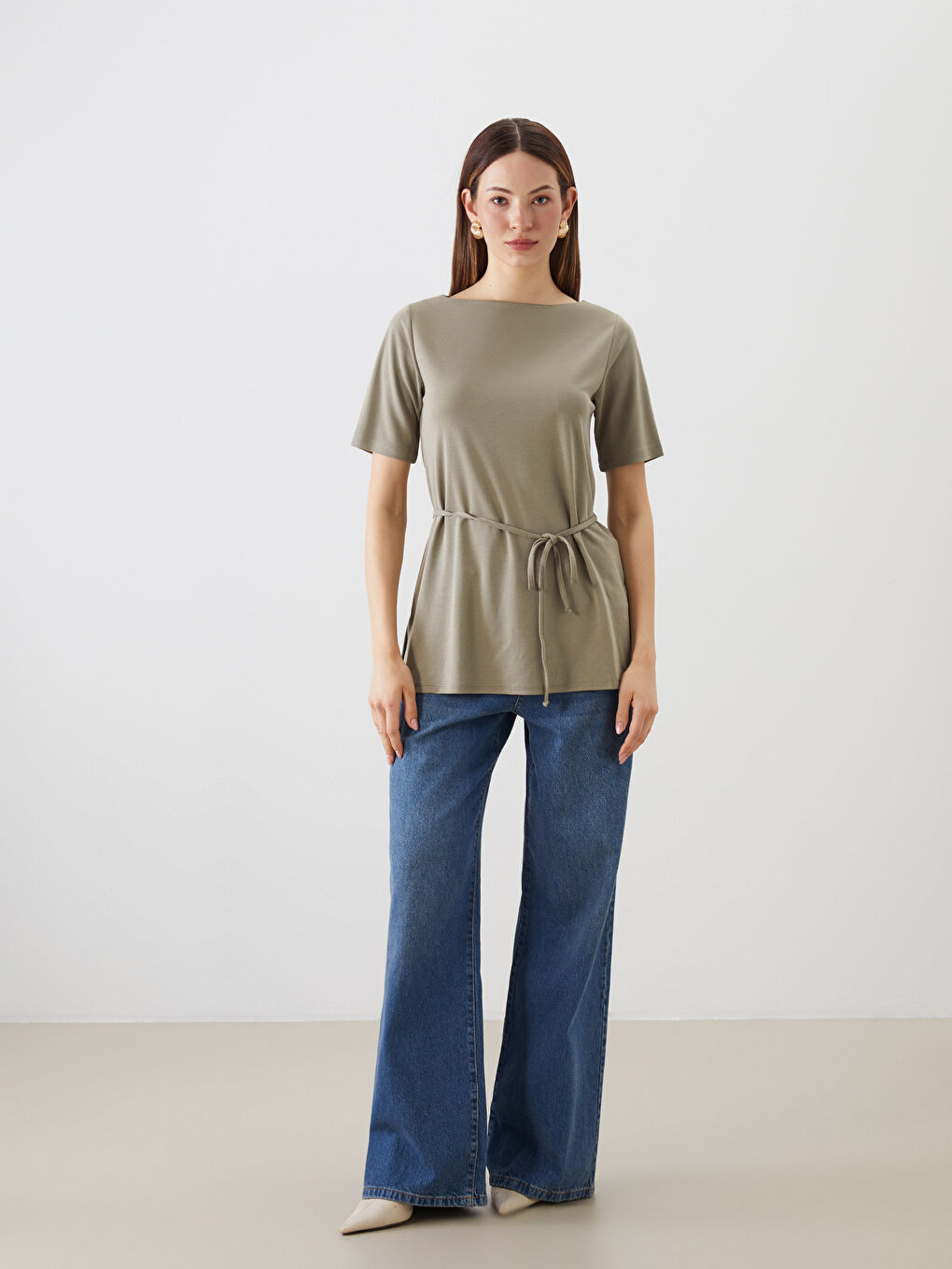 Haki Kayık Yaka Modal Karışımlı Kadın Tişört-1