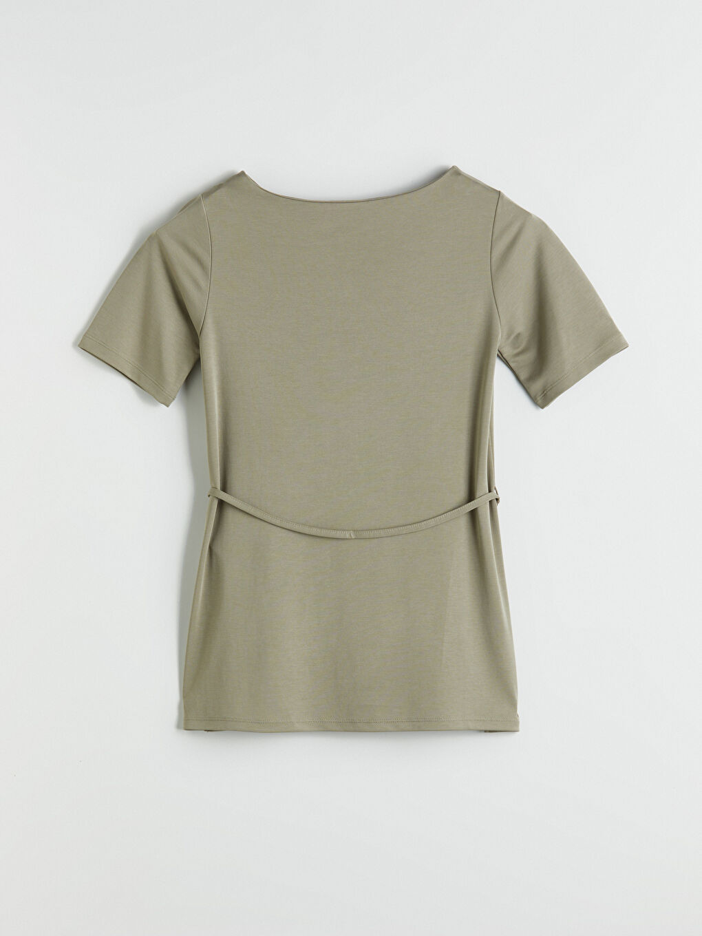 Haki Kayık Yaka Modal Karışımlı Kadın Tişört-5