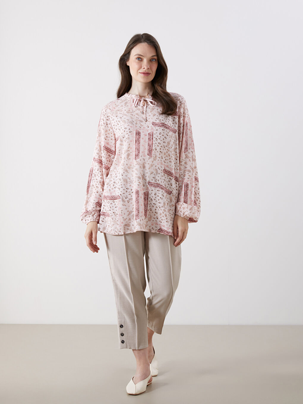 Tie Neck Patterned Blouse -S5R273Z8-LT4
