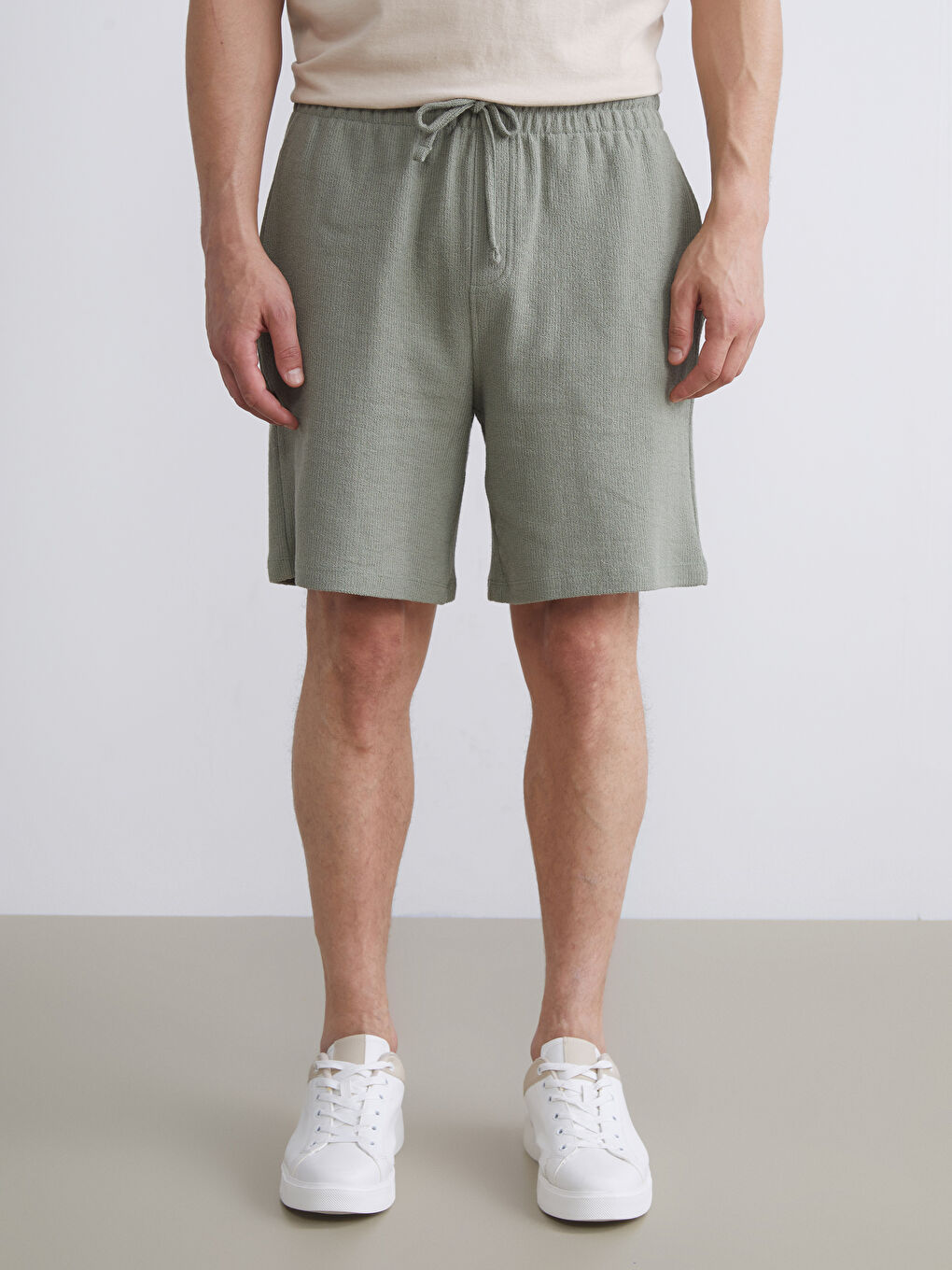 Haki Standart Kalıp Erkek Şort-1