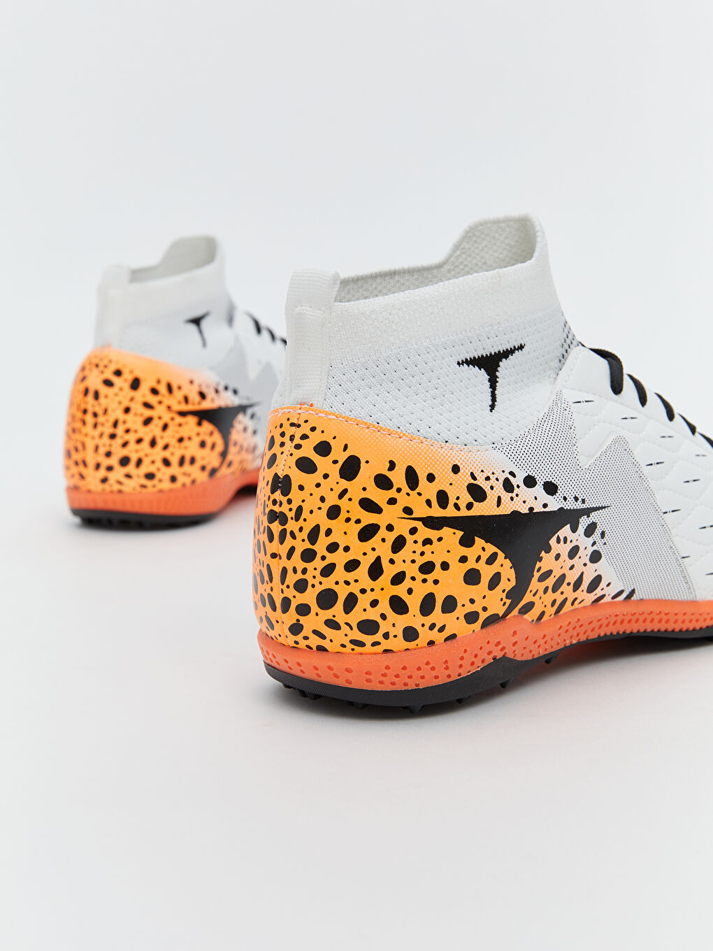 Beyaz Desenli Erkek Çocuk Halı Saha Ayakkabısı-4