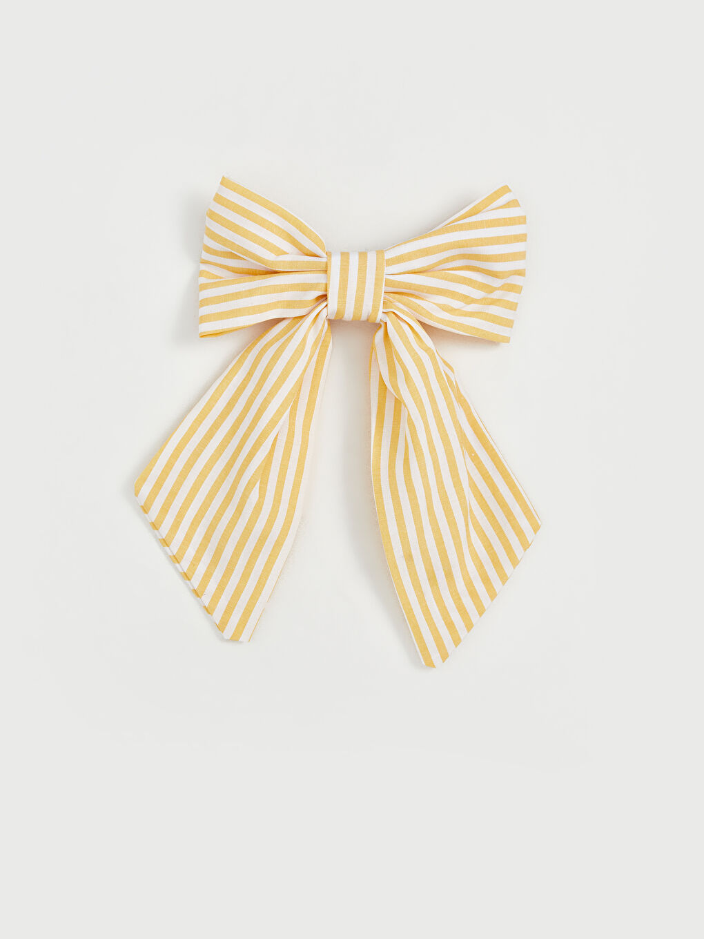 Karışık Fiyonk Görünümlü Kadın Toka