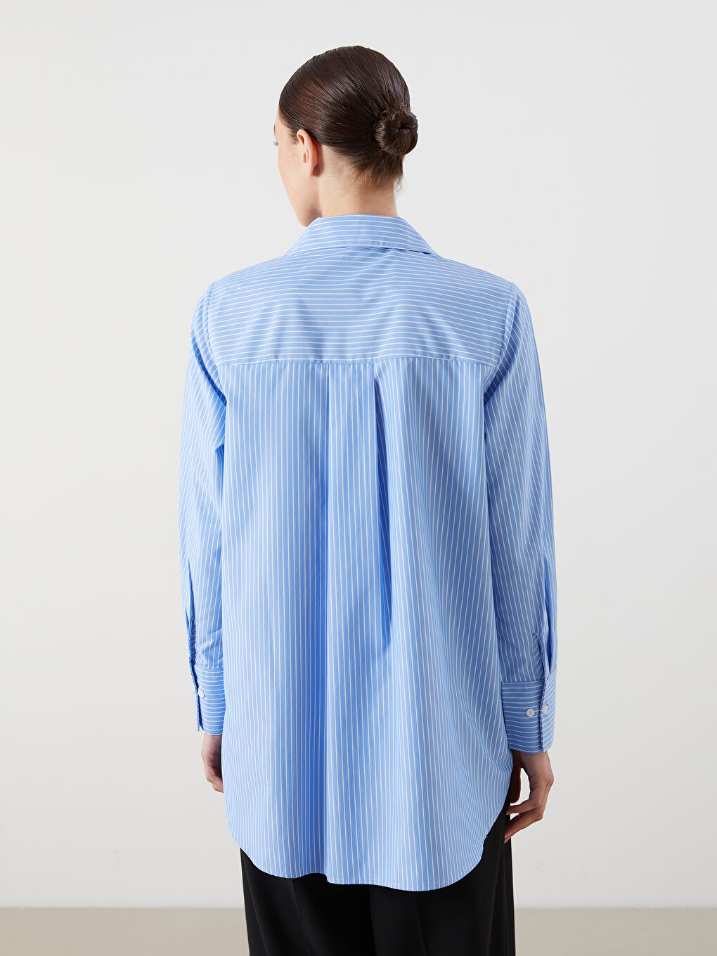 Mavi Çizgili Parlak Taş Baskılı Kadın Gömlek Tunik-3