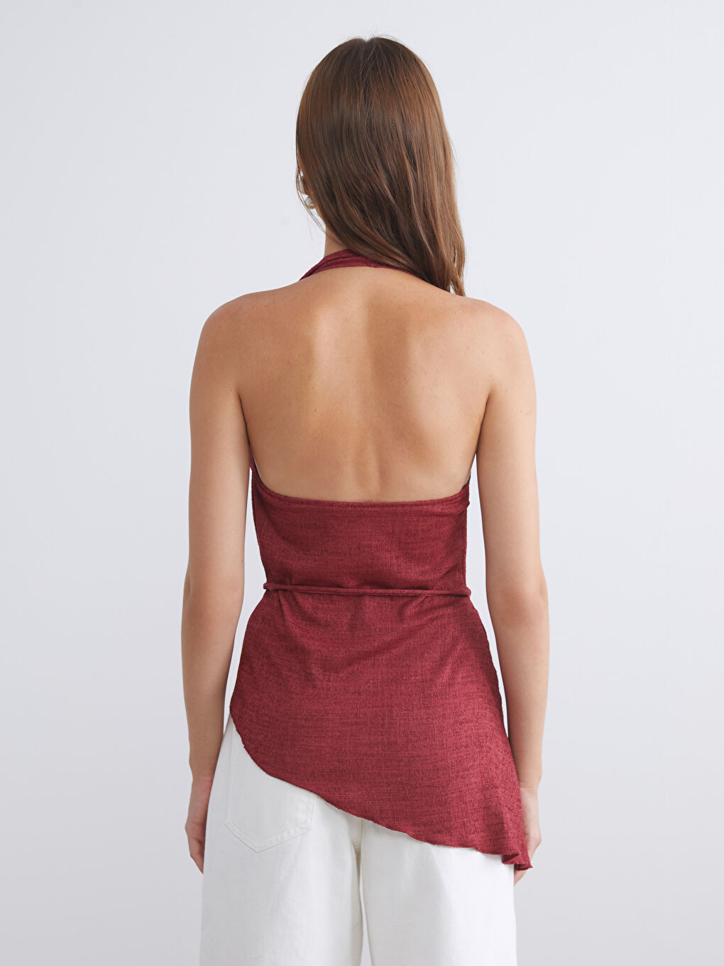 Bordo Halter Yaka Dokulu Sırtı Pencereli Bluz-3