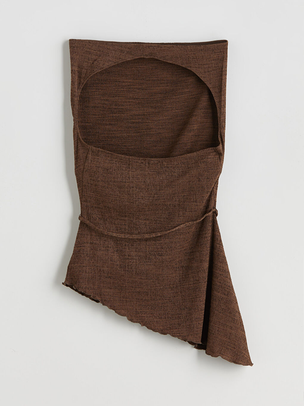 Kahverengi Halter Yaka Dokulu Sırtı Pencereli Bluz-10