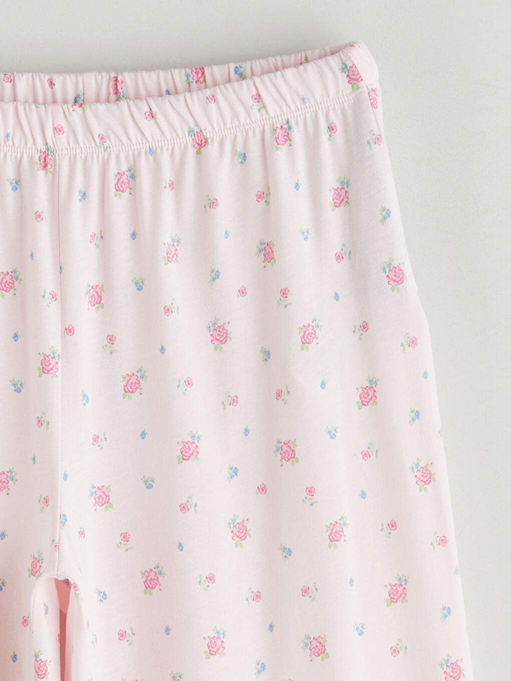 Crew Neck Floral Women's Capri Pyjamas Set -S5R373Z8-LT4