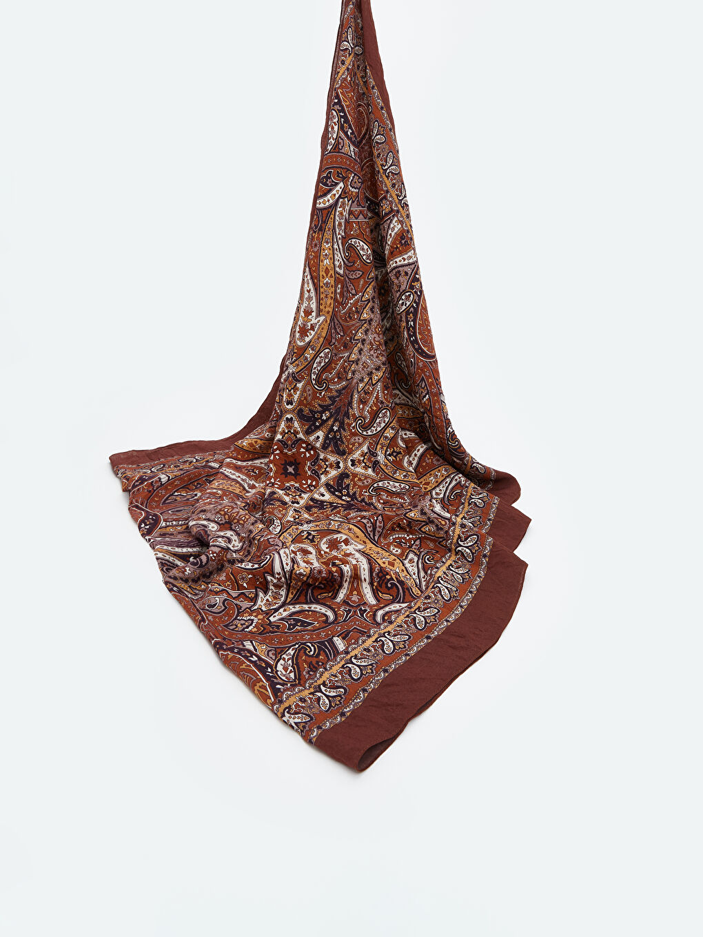 Kahverengi Desenli Kadın Şal