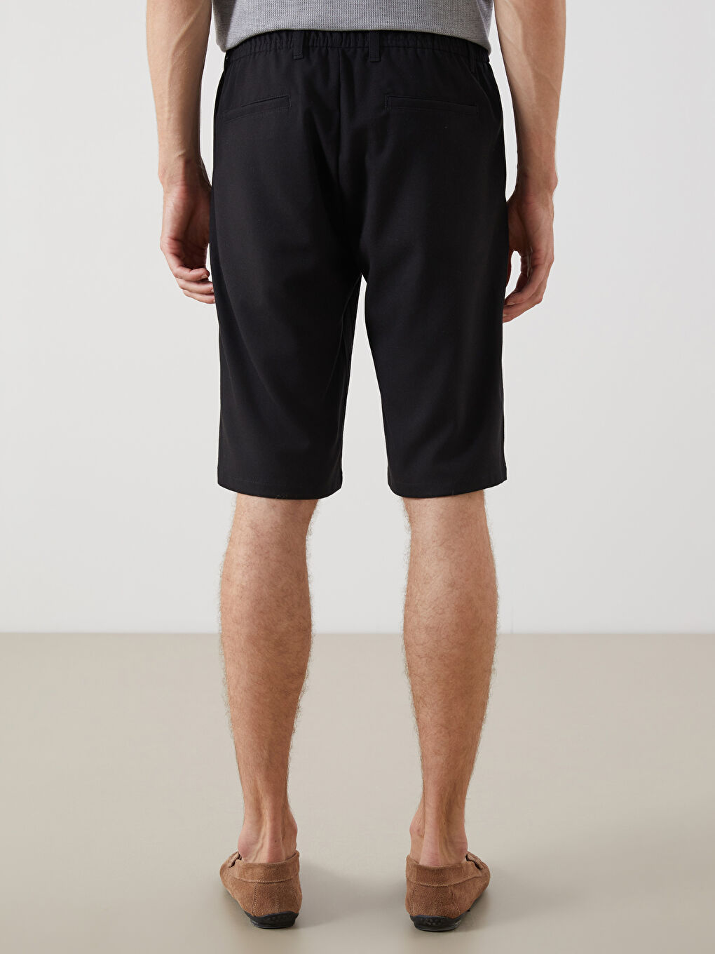 Siyah Standart Kalıp Gabardin Erkek Şort-3