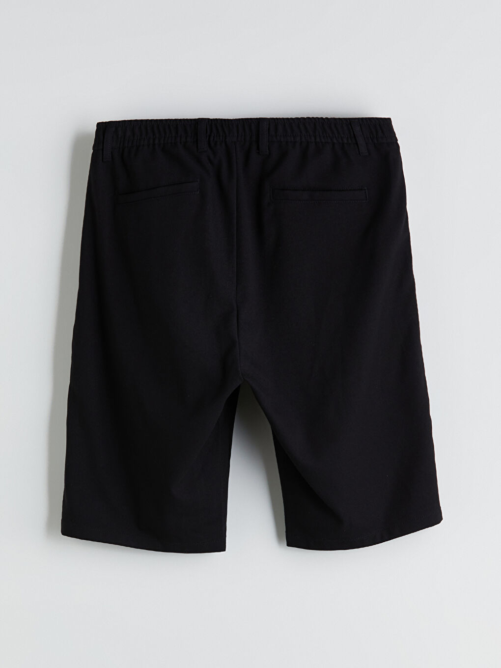 Siyah Standart Kalıp Gabardin Erkek Şort-5