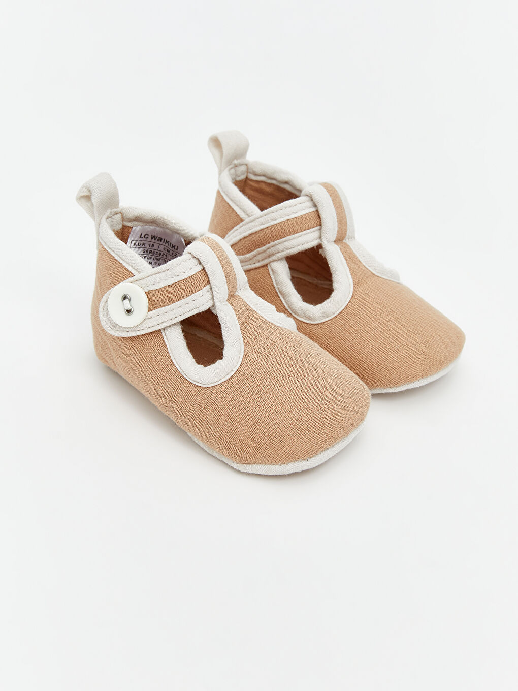 Bej Düğme Detaylı Erkek Bebek Patik Ayakkabı