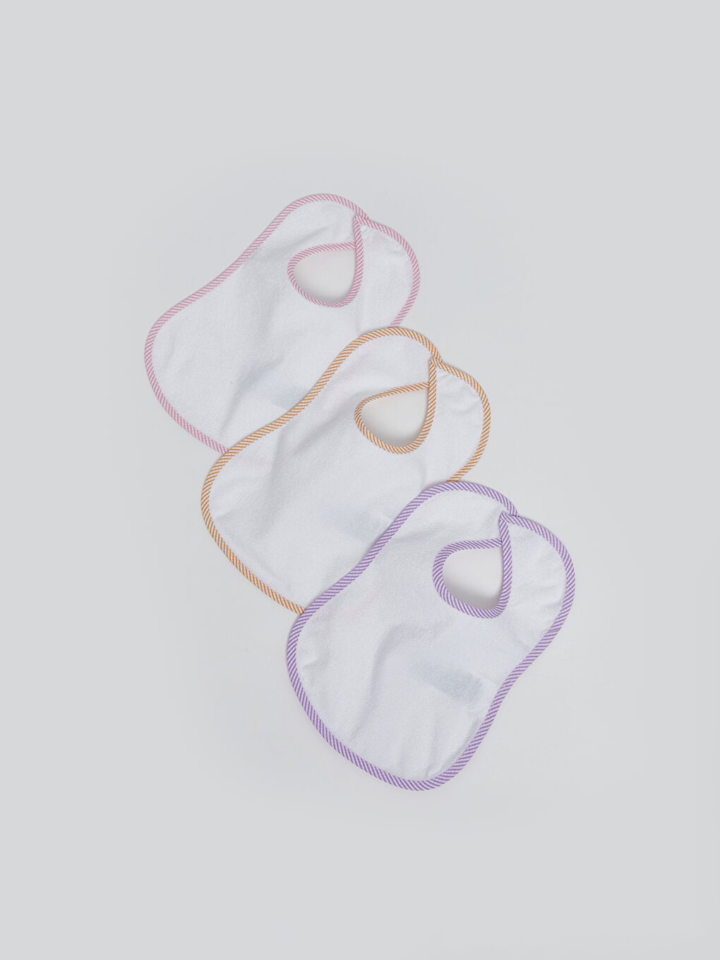 Cırt Cırt Kapamalı Kız Bebek Mama Önlüğü 3'lü