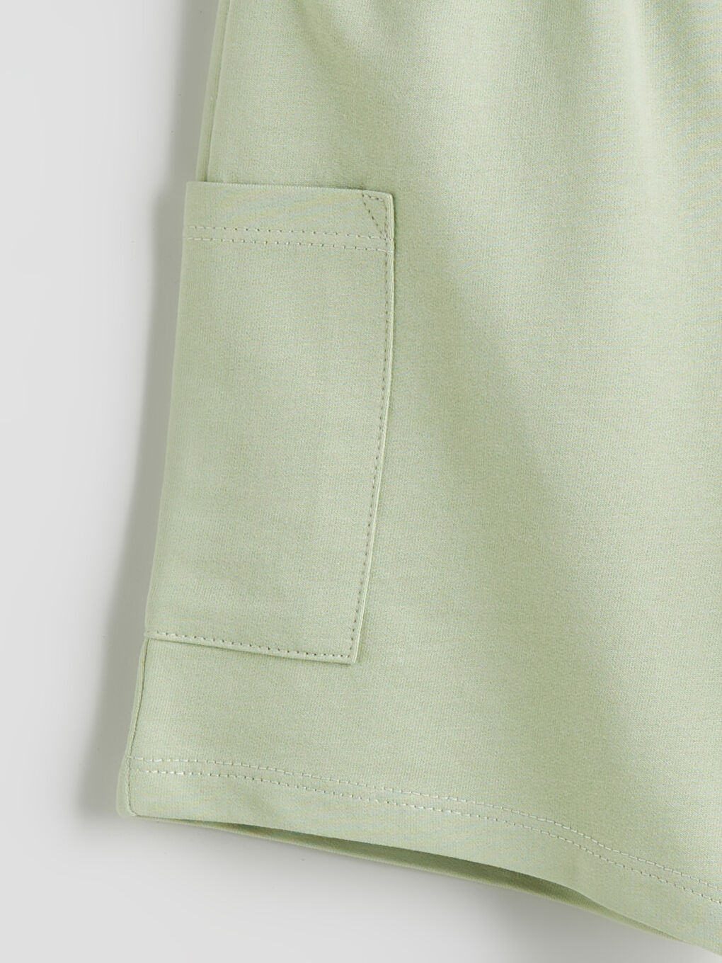 Yeşil Beli Lastikli Basic Erkek Çocuk Şort-2