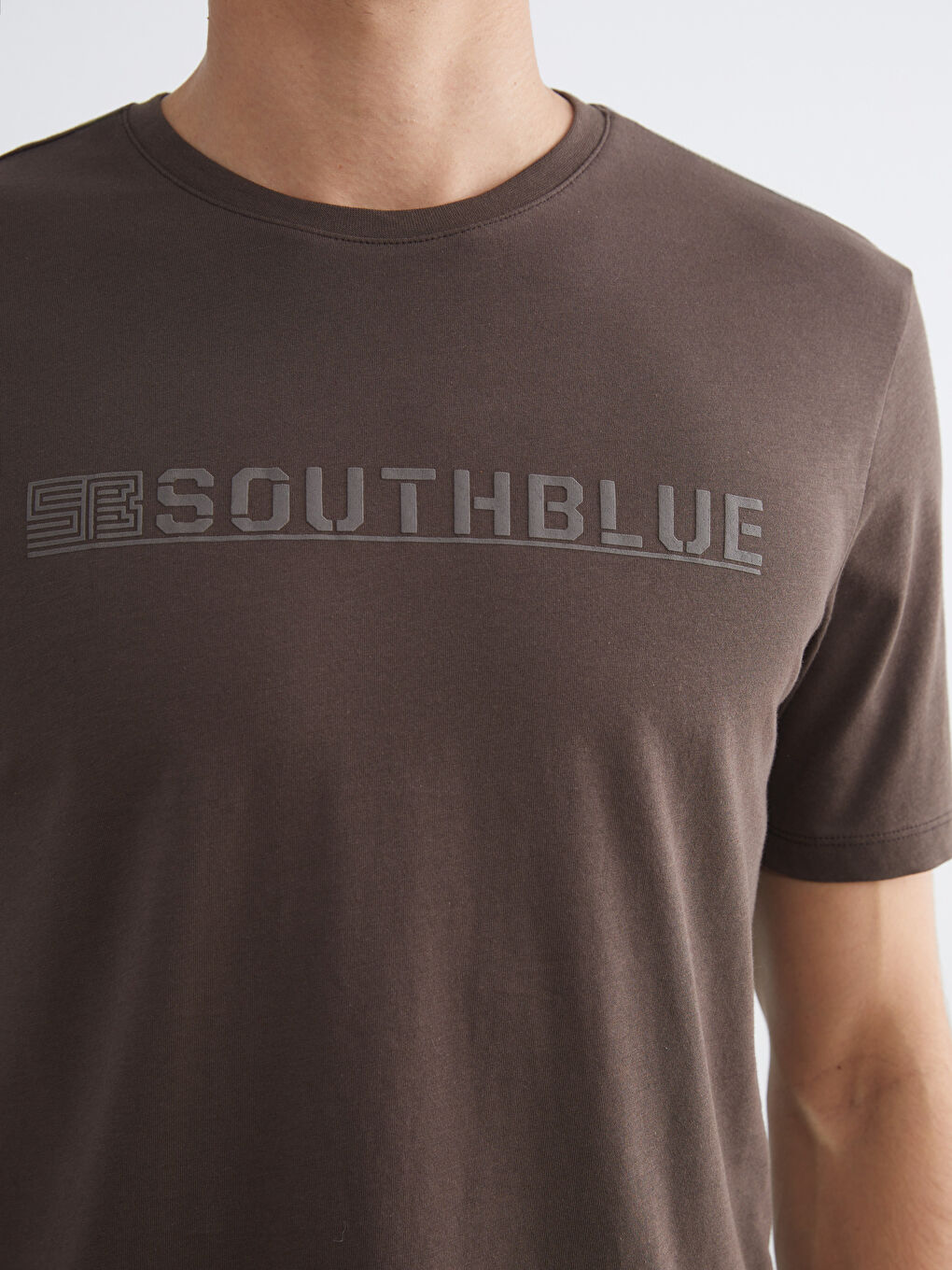 Kahverengi Bisiklet Yaka Baskılı Penye Erkek Tişört-2