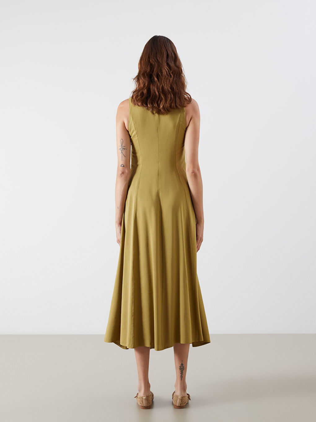 Haki Kare Yaka Keten Karışımlı Elbise-3