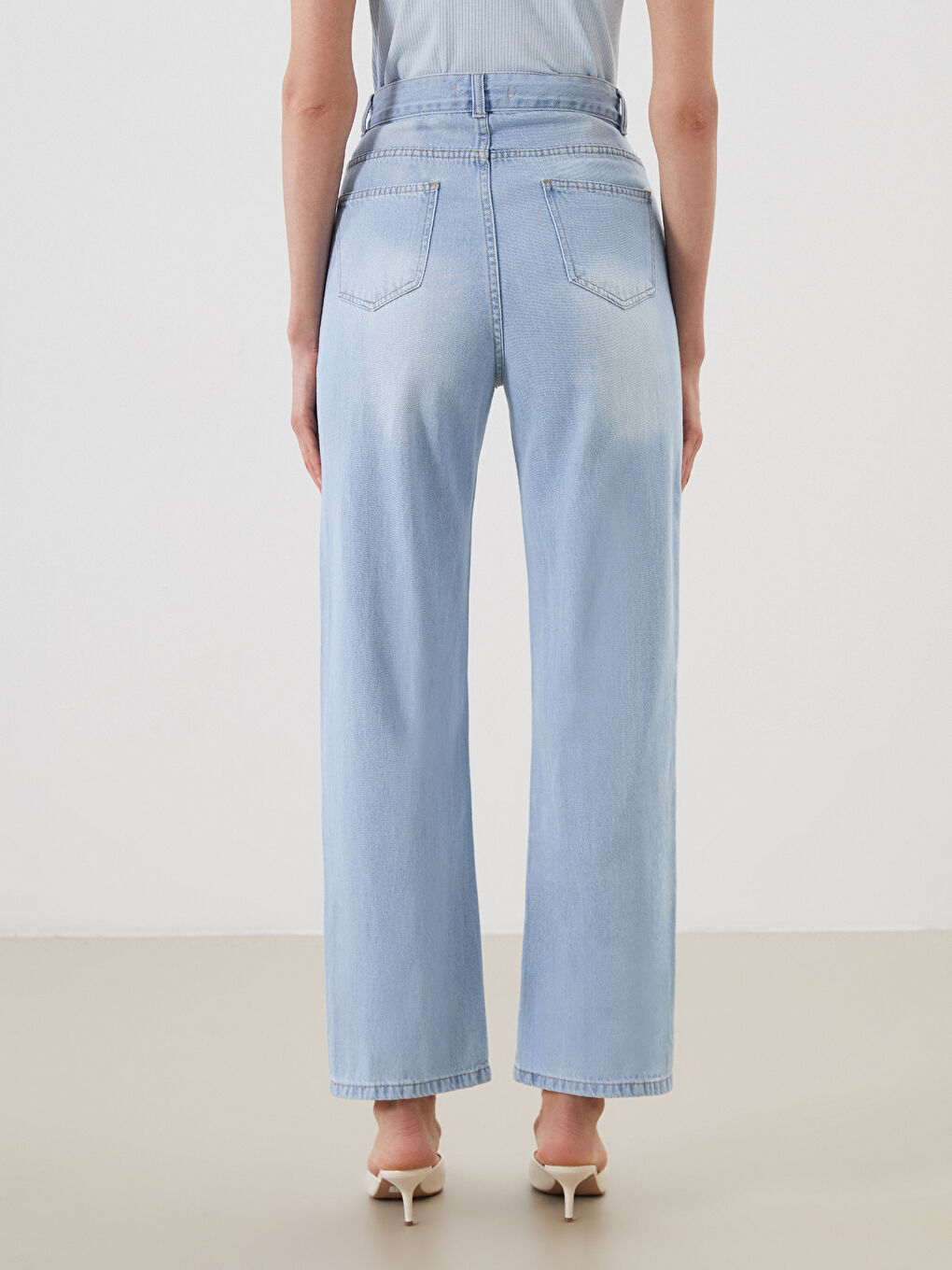 جينز واسع للسيدات-3