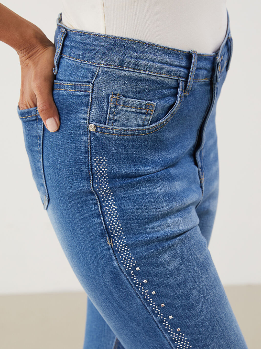 Slim Fit Women's Jeans-2