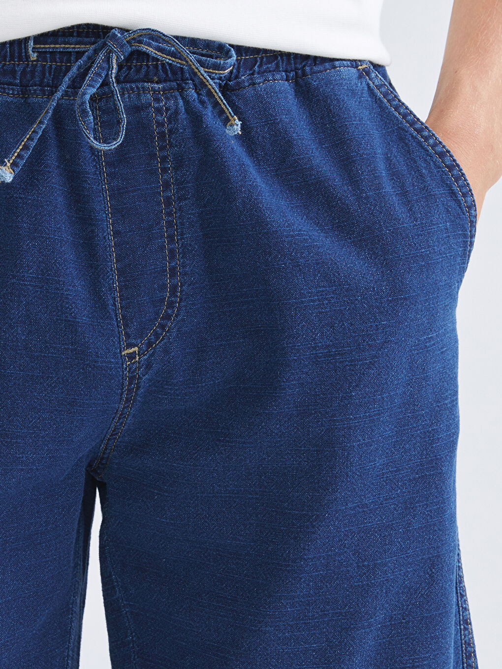 LCW Jeans شۆرتی جینزی فیتی ڕاحەتی بۆ پیاوان -S5R758Z8-H45