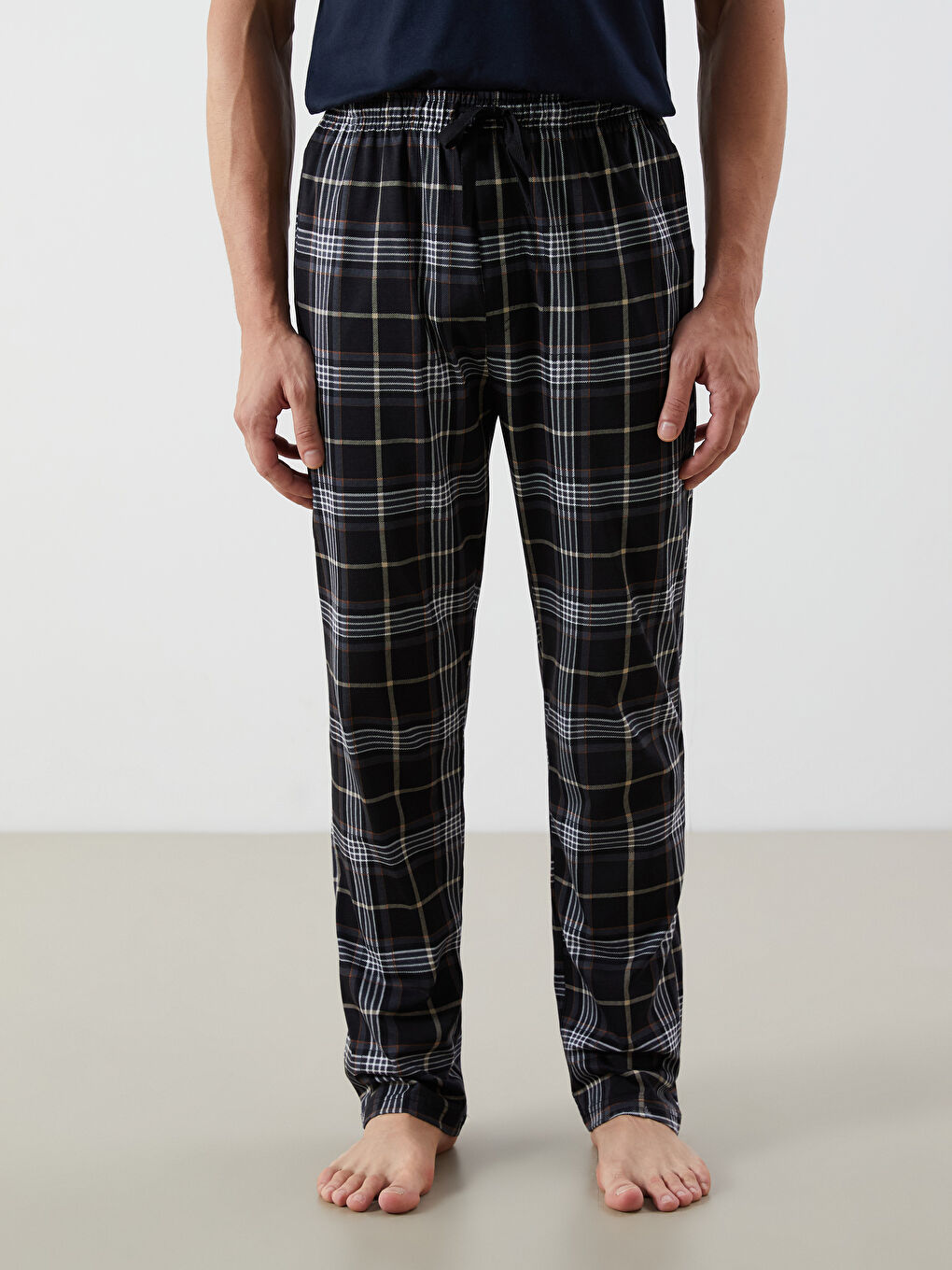 LC WAIKIKI Regular Fit Plaid Men's Pyjama Bottoms -S5R772Z8-LQJ