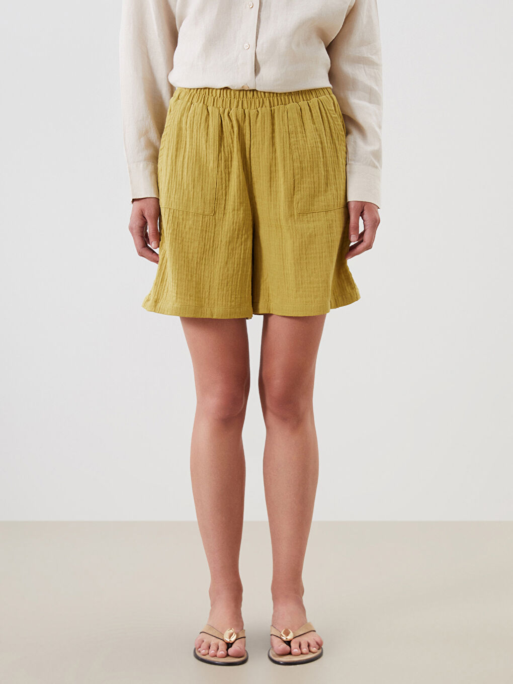 Elastic Waist Textured Muslin Women's Shorts-1