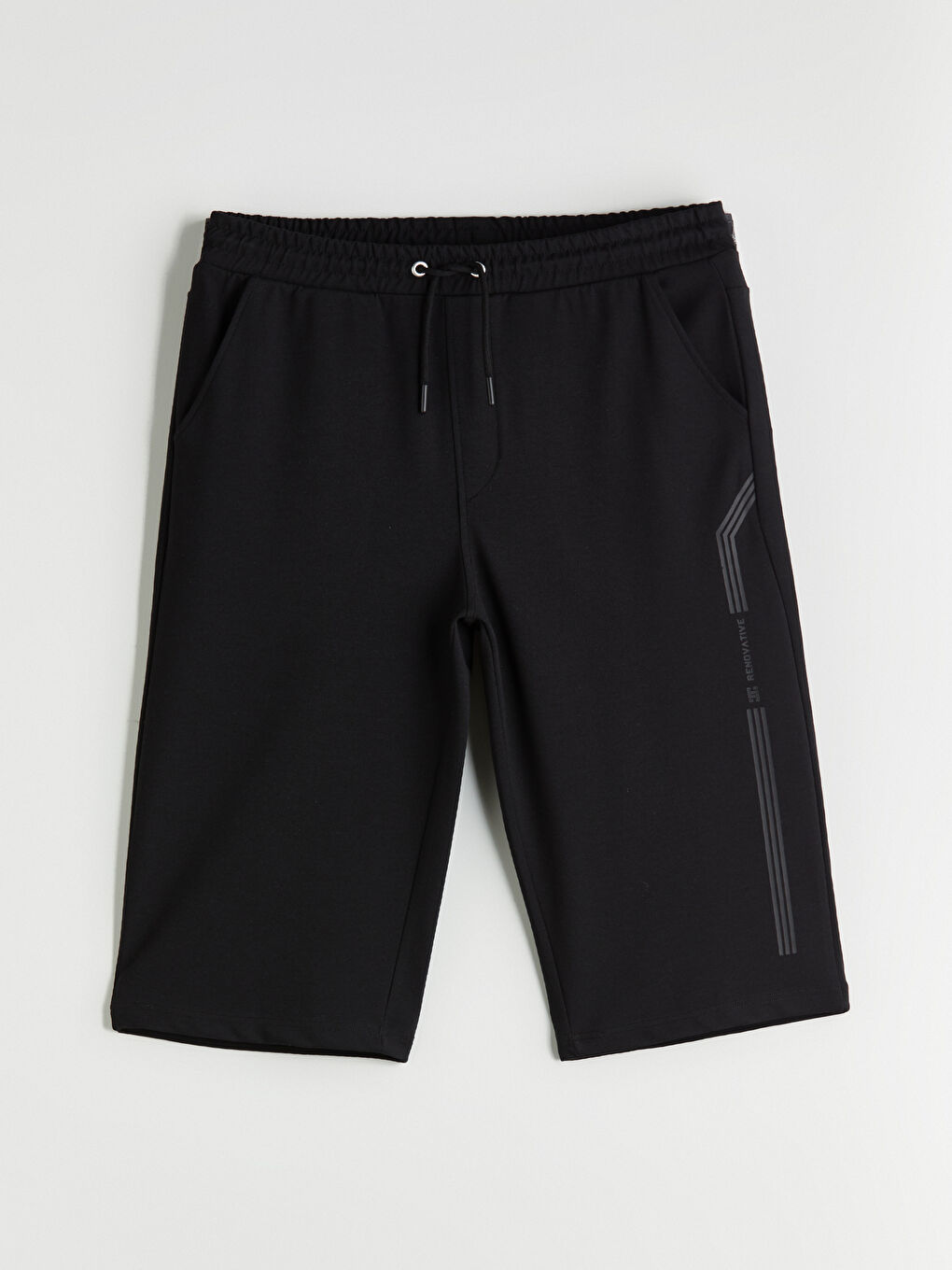 LCWAIKIKI Classic Standard Fit Printed Men's Shorts -S5R840Z8-CVL