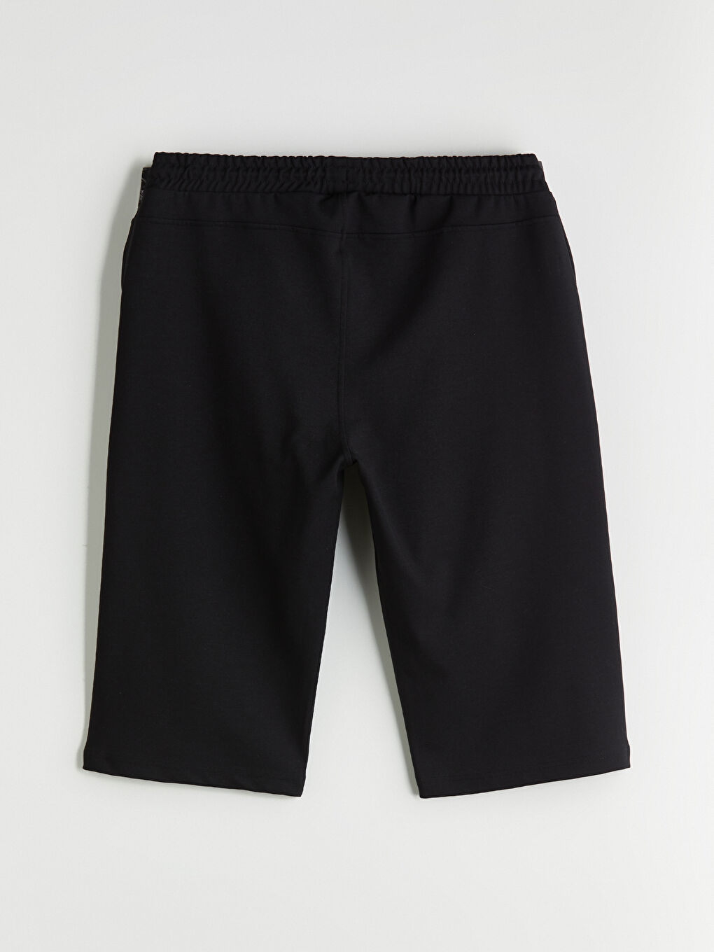 LCWAIKIKI Classic Standard Fit Printed Men's Shorts -S5R840Z8-CVL