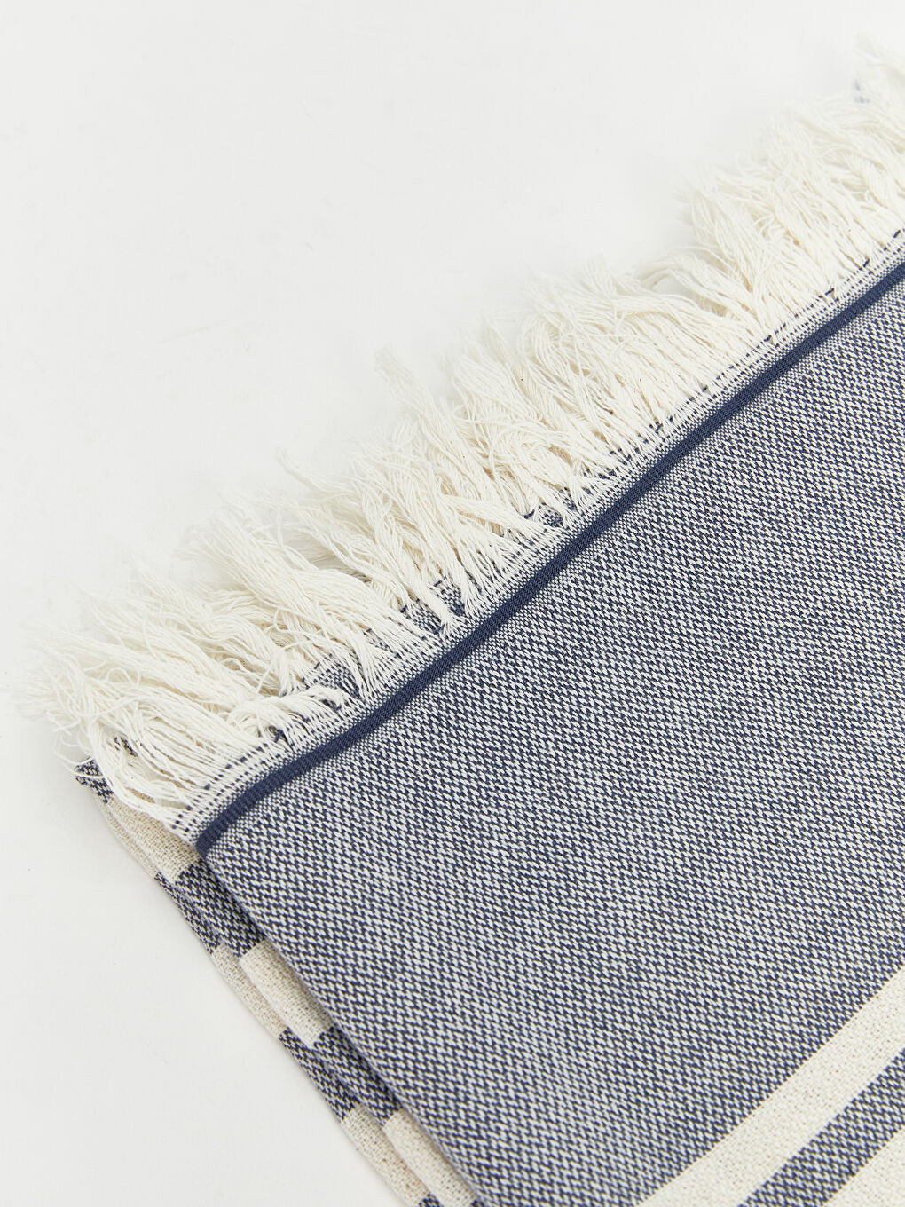 Lacivert Çizgi Desenli Erkek Plaj Havlusu 70x150 cm-2