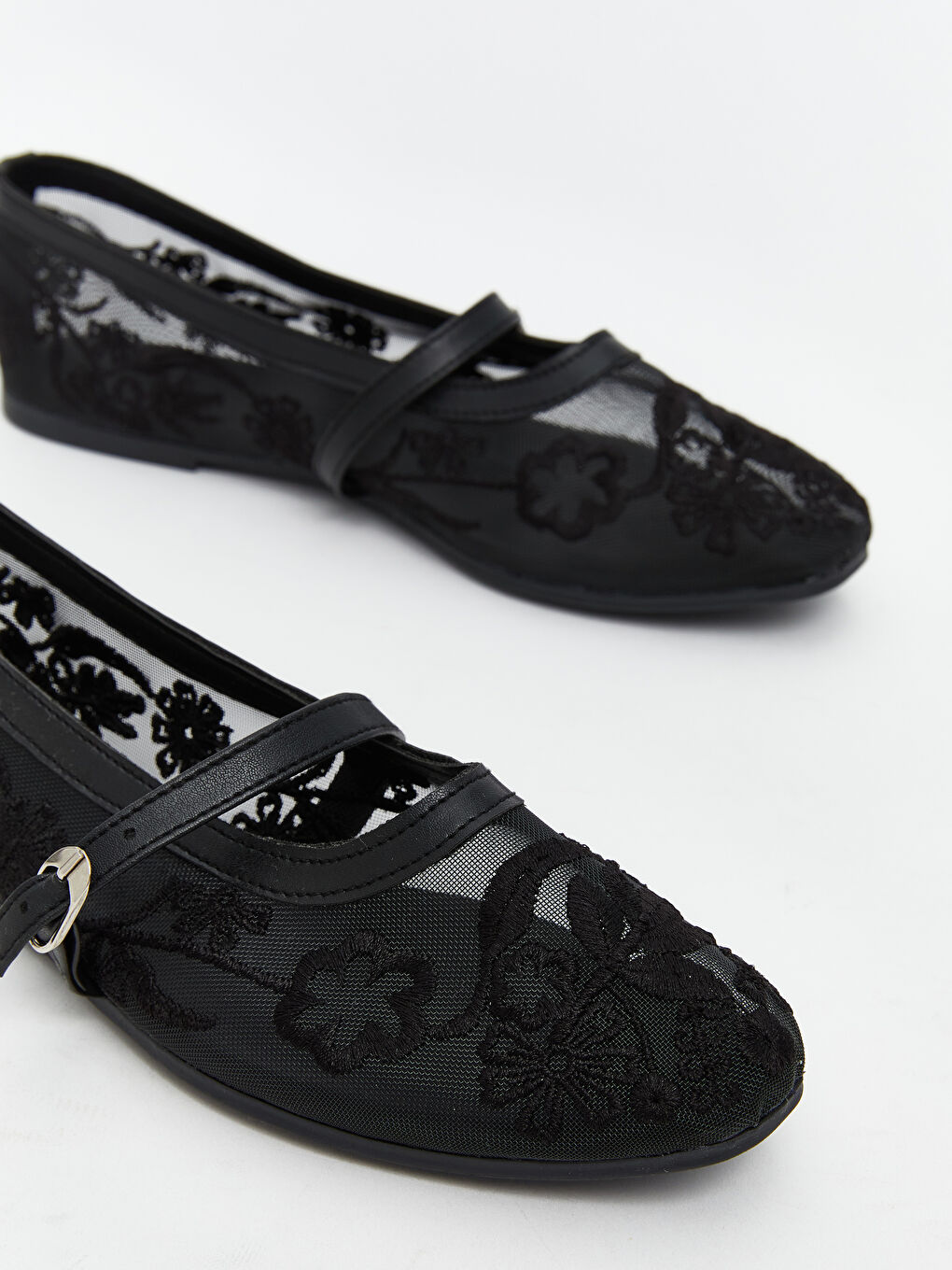 Embroidered Women's Ballet Flats-2