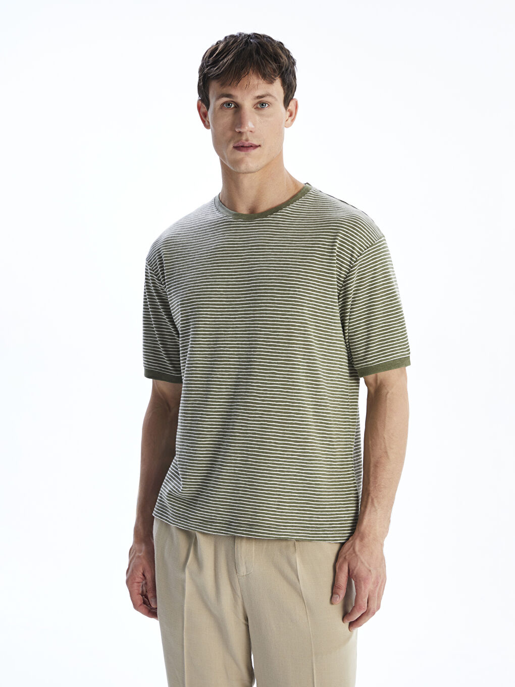 Haki Bisiklet Yaka Çizgili Penye Erkek Tişört