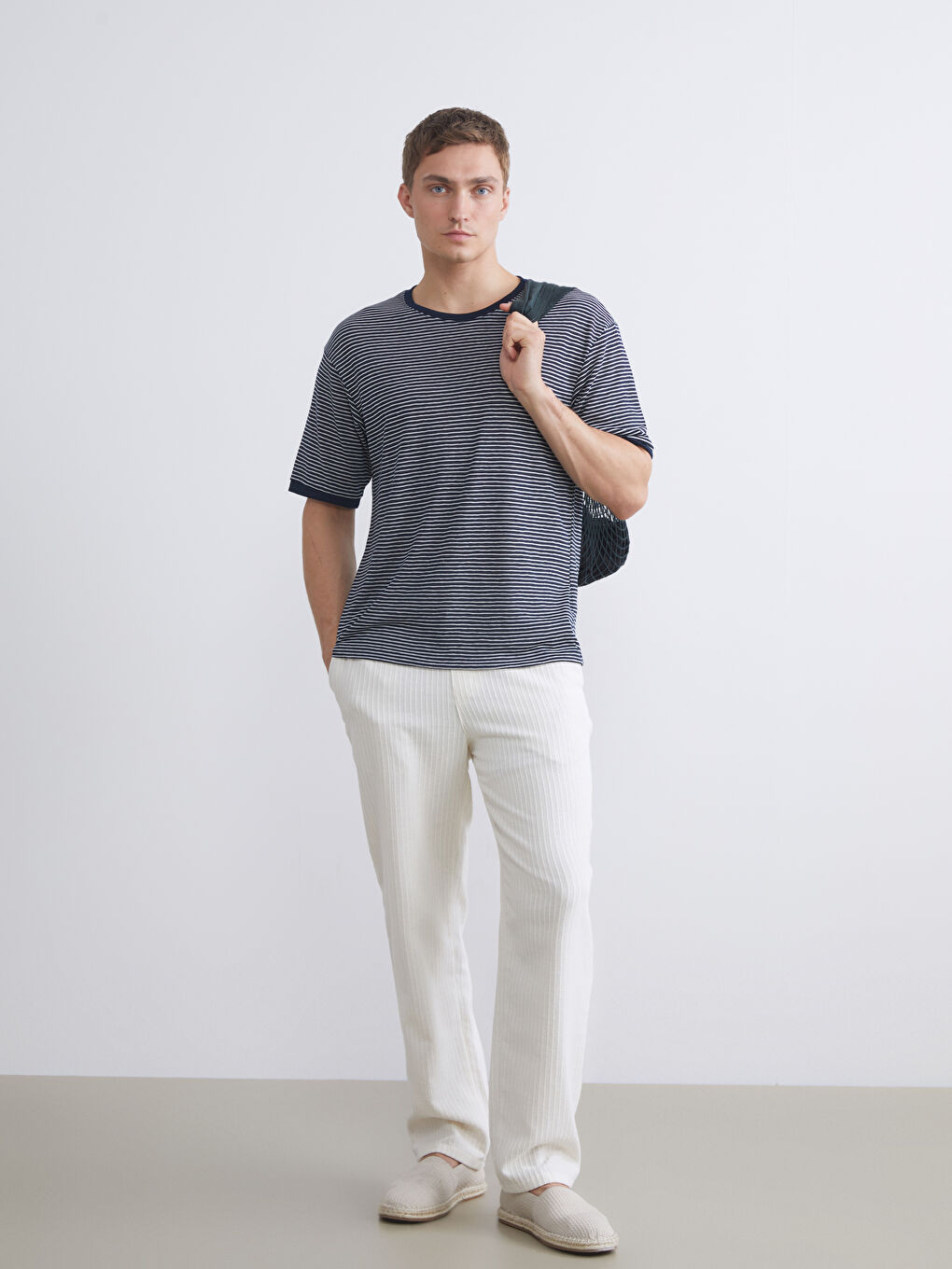 Lacivert Bisiklet Yaka Çizgili Penye Erkek Tişört-1